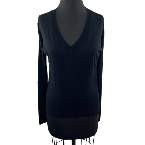 FEEL THE PIECE Black Long Sleeve V-Neckline Pullover Nylon Blend Sweater XS/S - Picture 1 of 8